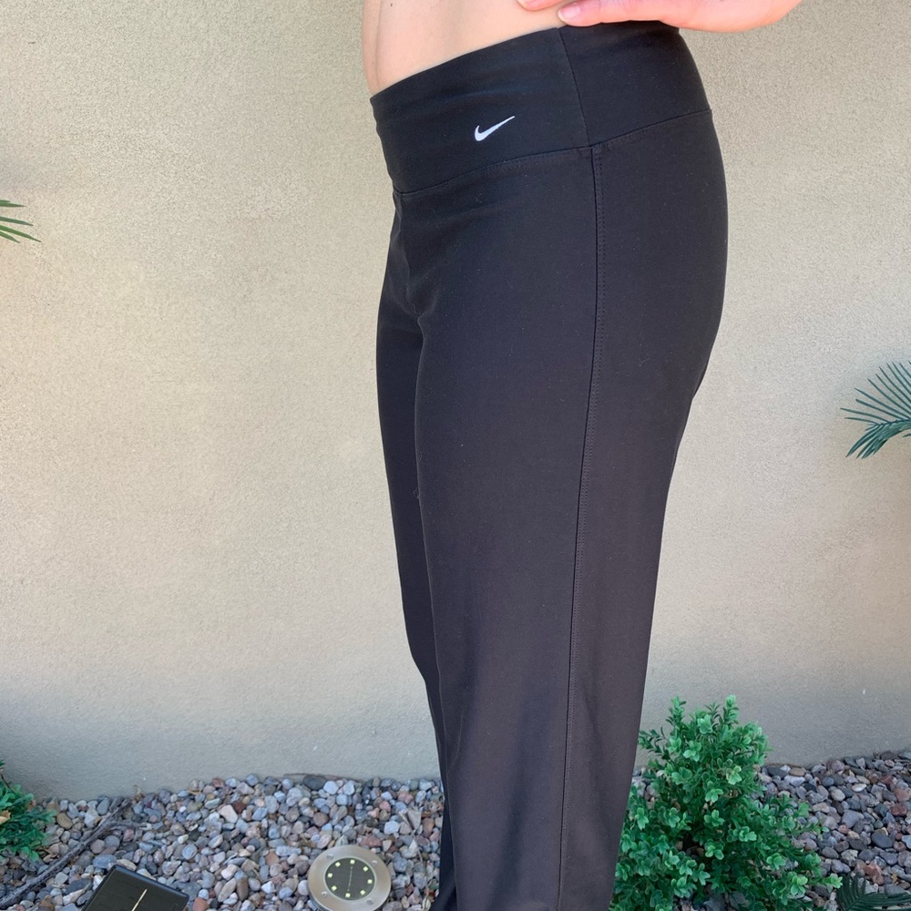 Womens size S (4-6) Nike Dri-fit yoga pants